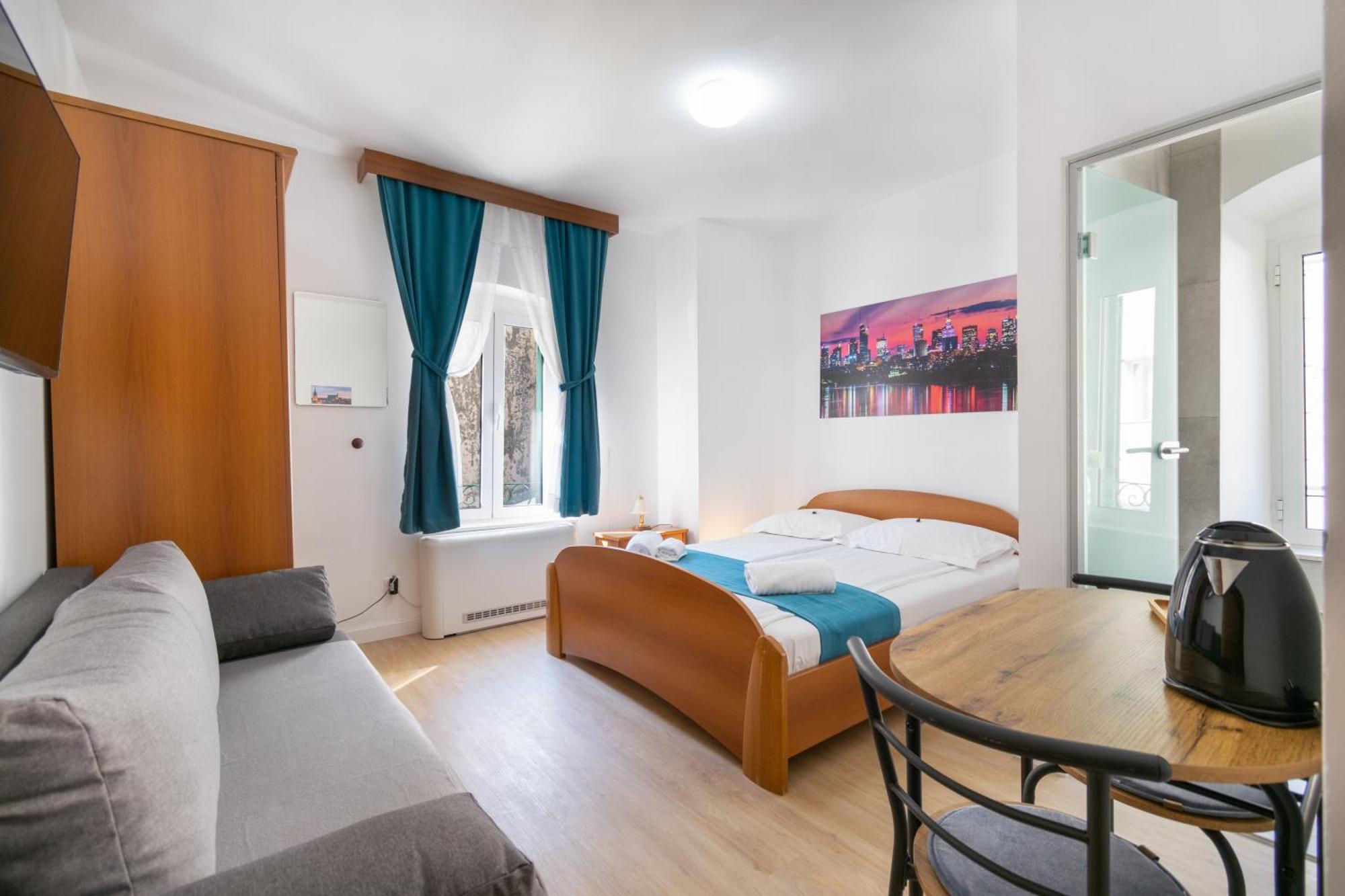 Bed & Breakfast Palac -Free Parking- Baska Voda Bagian luar foto